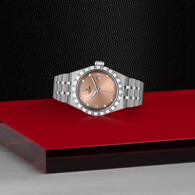 TUDOR Royal thumbnail 4
