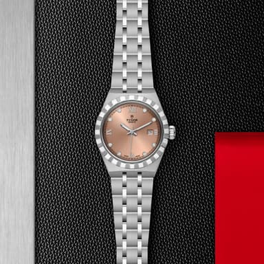 TUDOR Royal thumbnail 5