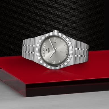 TUDOR Royal thumbnail 4