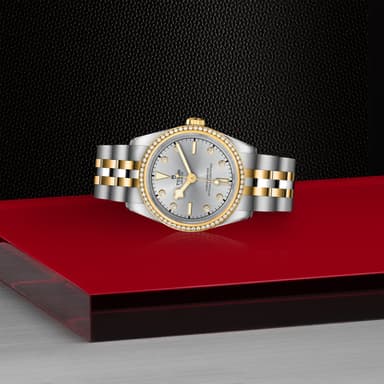 TUDOR Black Bay 31 S&G thumbnail 4