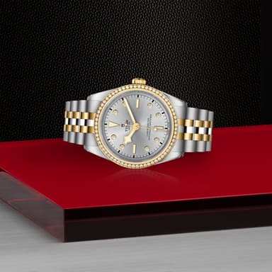 TUDOR Black Bay 36 S&G thumbnail 4