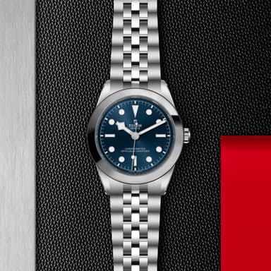 TUDOR Black Bay 39 thumbnail 5