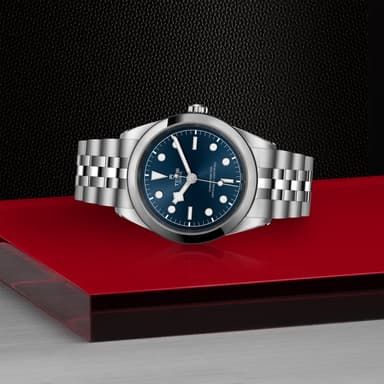 TUDOR Black Bay 41 thumbnail 4