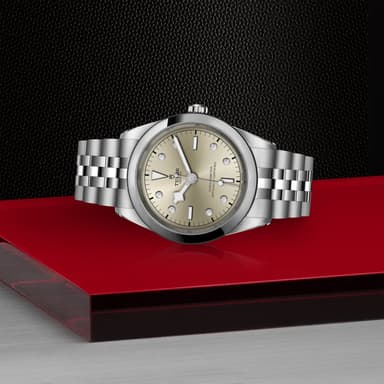 TUDOR Black Bay 41 thumbnail 4