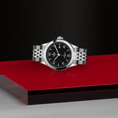 TUDOR 1926 thumbnail 4