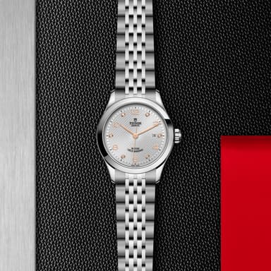 TUDOR 1926 thumbnail 5