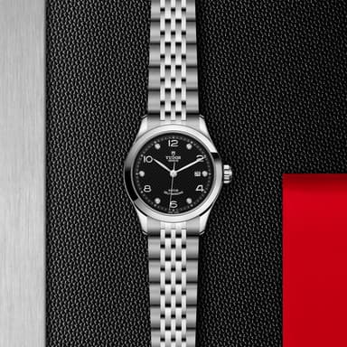 TUDOR 1926 thumbnail 5