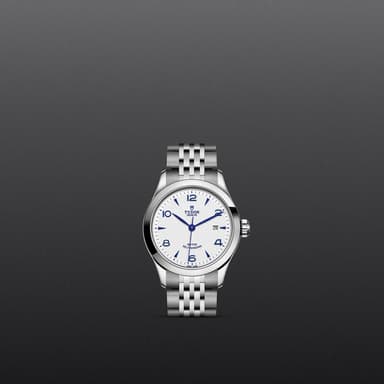 TUDOR 1926 thumbnail 2