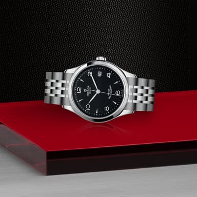 TUDOR 1926 thumbnail 4
