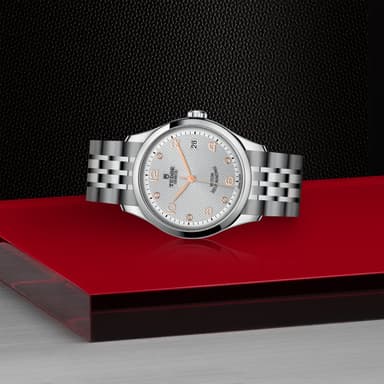 TUDOR 1926 thumbnail 4
