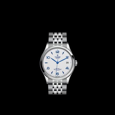 TUDOR 1926 thumbnail 3