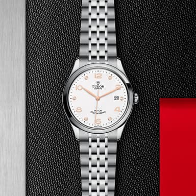 TUDOR 1926 thumbnail 5