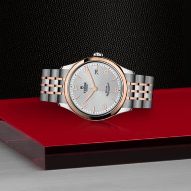 TUDOR 1926 thumbnail 4