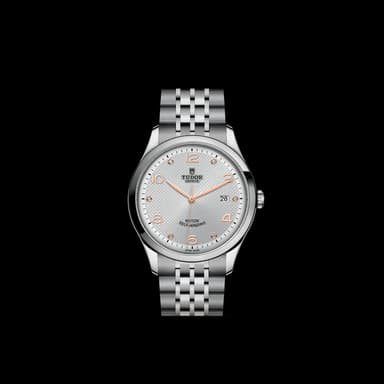 TUDOR 1926 thumbnail 3