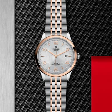 TUDOR 1926 thumbnail 5