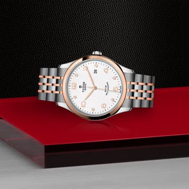 TUDOR 1926 thumbnail 4