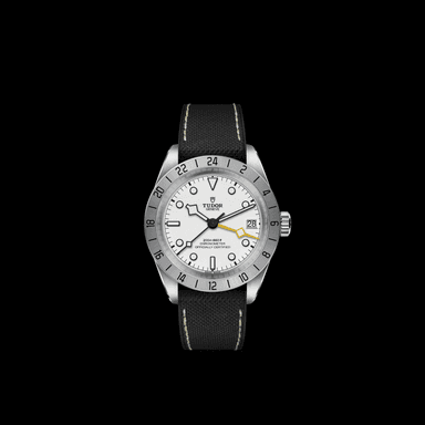 TUDOR Black Bay Pro thumbnail 3