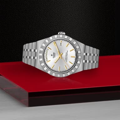 TUDOR Royal thumbnail 4
